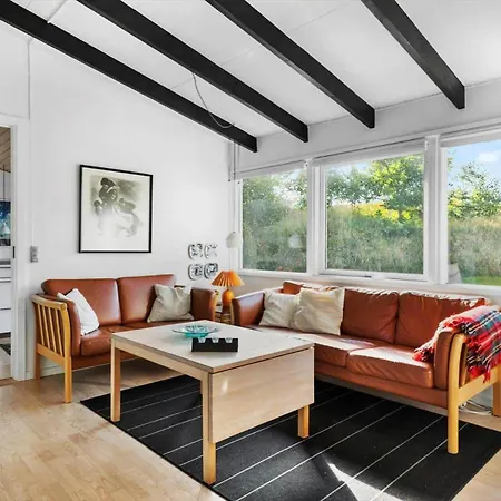 Tv1414-tversted-strand-fyrrevej-15-a Terpet
